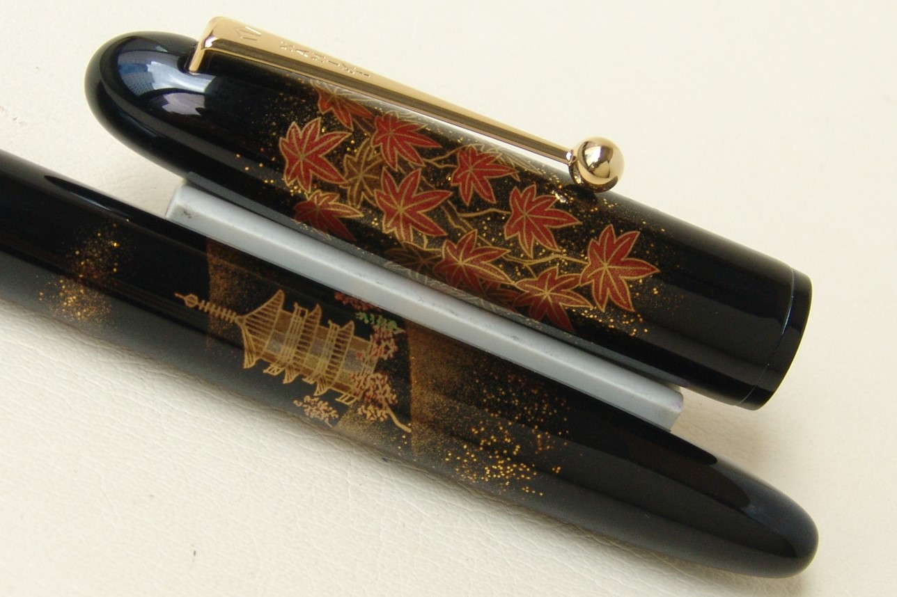 NamikiYukariMakieAutumnLeavesFP_F